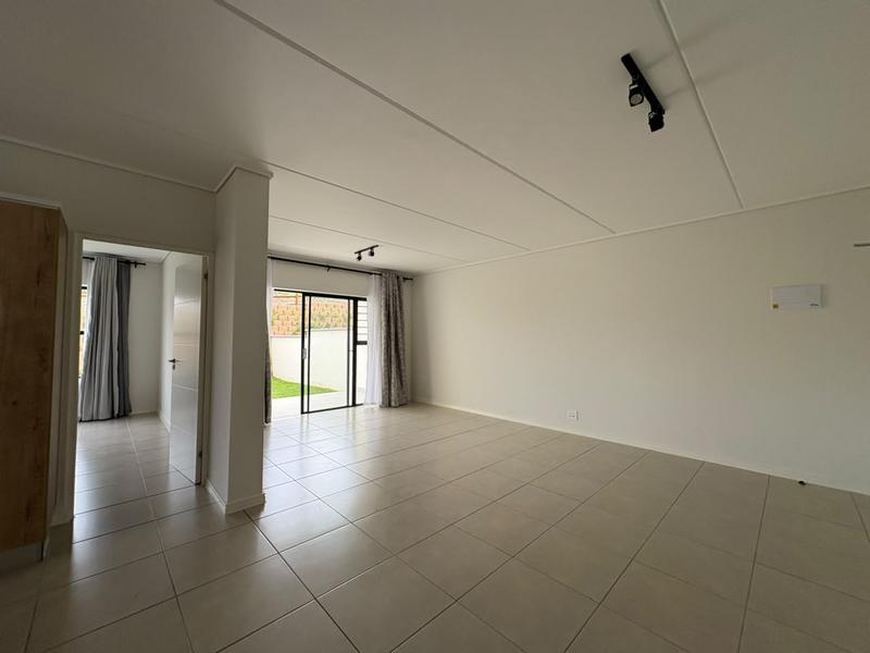 To Let 3 Bedroom Property for Rent in Richwood Western Cape